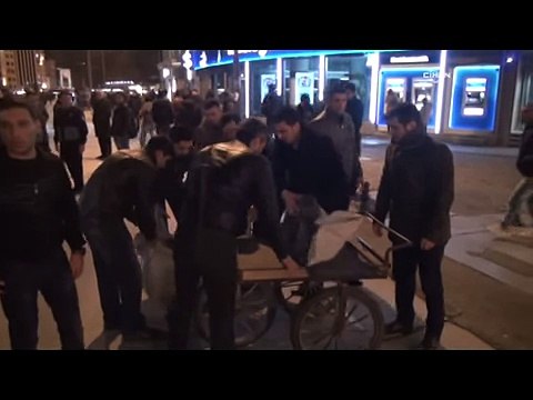 İstiklal Caddesi'nde seyyar satıcı operasyonu