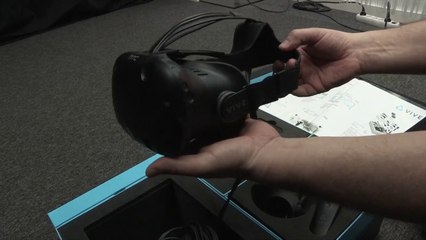 HTC Vive - Unboxing and 1st impressions