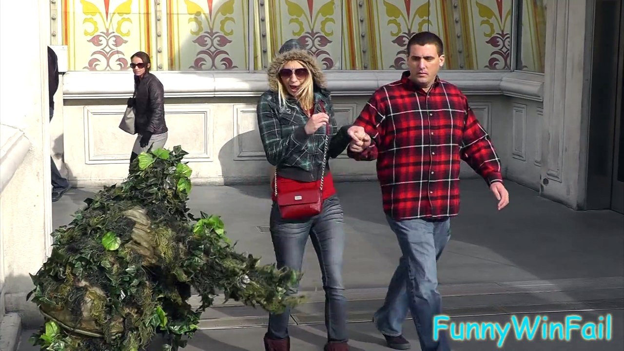 BUSHMAN SCARE PRANK   Did Rosie O donnell Get Scared #224   Las Vegas   Ryan Lewis Pranks