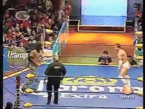 AAA-SinLimite 2009-05-18 Leon 04 AAA Cruiserweight Title Semi Final - Alex Koslov vs Nicho el Millionario