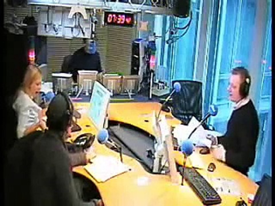 ici les entubés - radio contact - la ptite gueulante