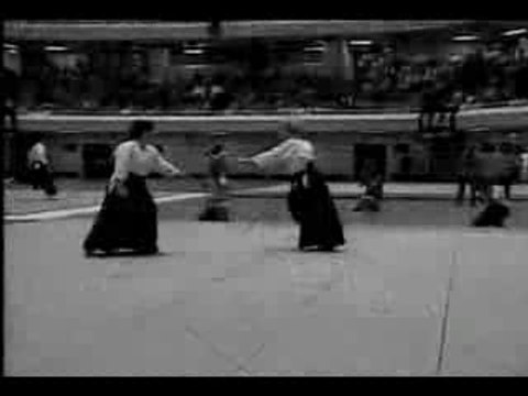 Tachi waza - ushiro ryote dori - kotegaechi