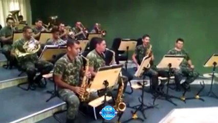 CCB - Exército tocando melodia do hino  Haja Paz