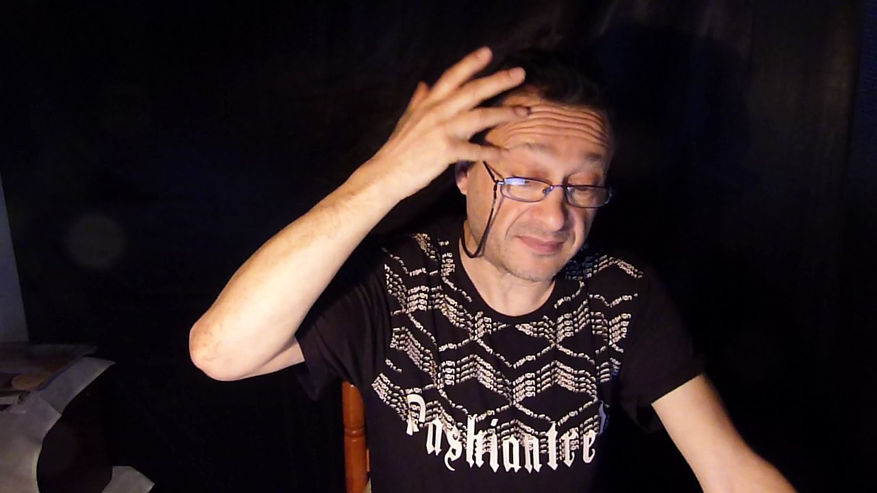 vidéos no ,,  1694 les potins des stars de akim Leroy no 14