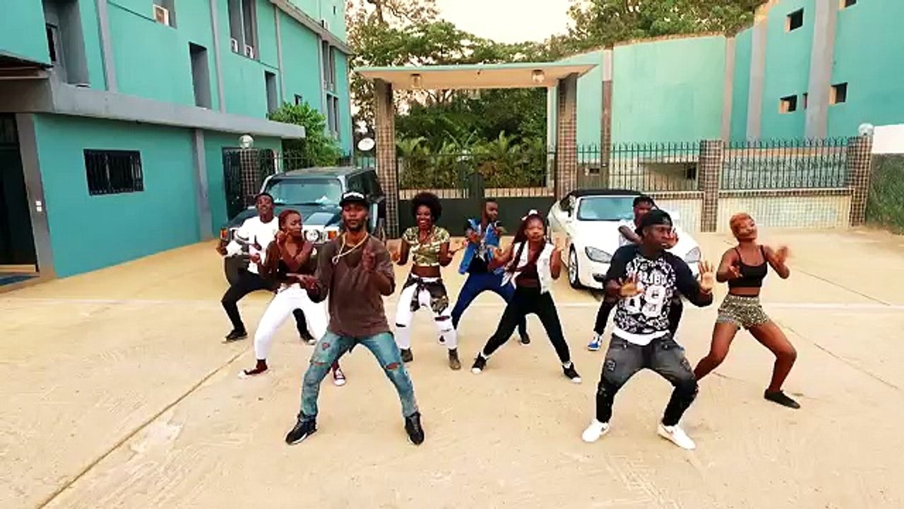 Shado Chris  C'est pas possible feat. Youness ,Clip officiel