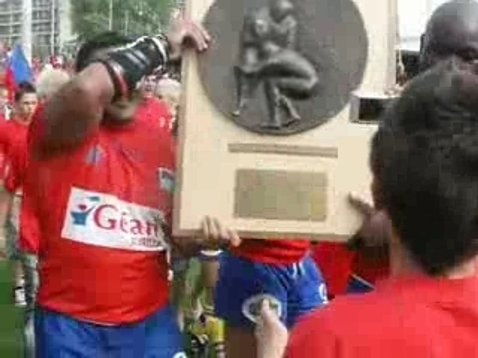 Bouclier J.PRAT