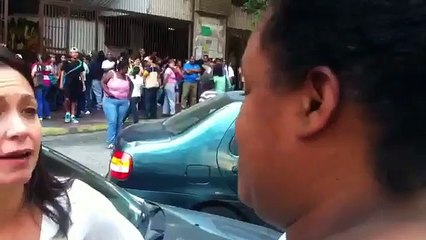 Mira lo que le respondió esta mujer a Ernesto Samper por decir que no hay crisis