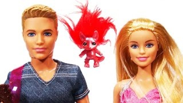 Barbie ve Ken Kavga Ediyor!