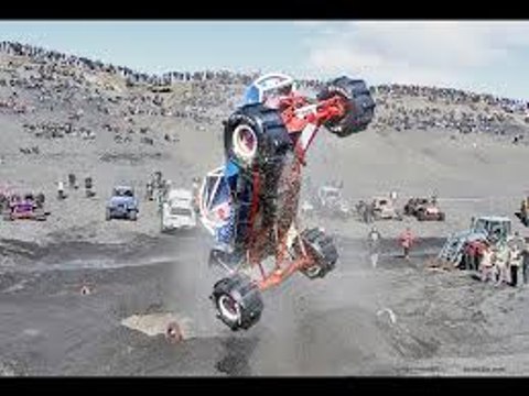 Icelandic 4x4 Formula Offroad - Sand Wall Hill Climb in Hella!