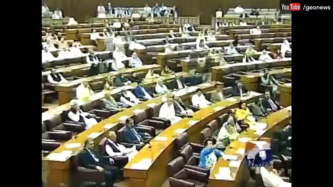 Aitzaz Ahsan presents himself for accountability  12 April 2016