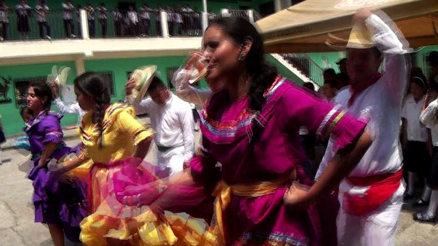 Realizan compaña de prevención y seguridad contra incendios en escuelas de Ocotepeque