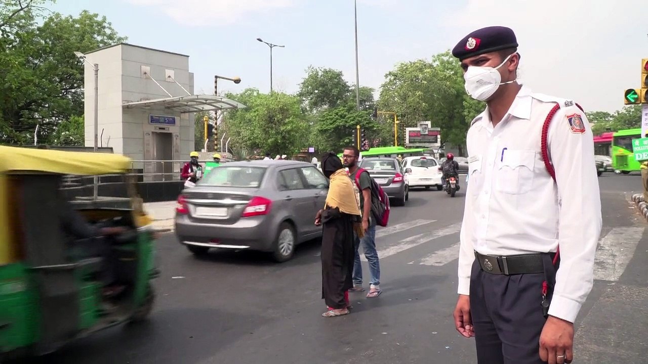 India's smog-choked capital imposes driving restrictions