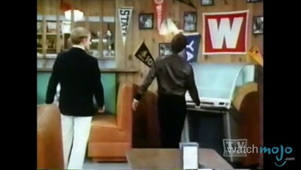 Top 10 Hangouts from Sitcoms