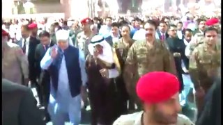 Pakistan Army Chief & Prime Minister  offered Nawafil in Masjid E Nabvi Full New  Video 2016