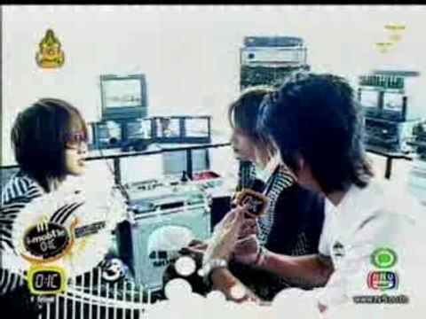 061225 GOLF-MIKE OIC Delivery Concert backstage