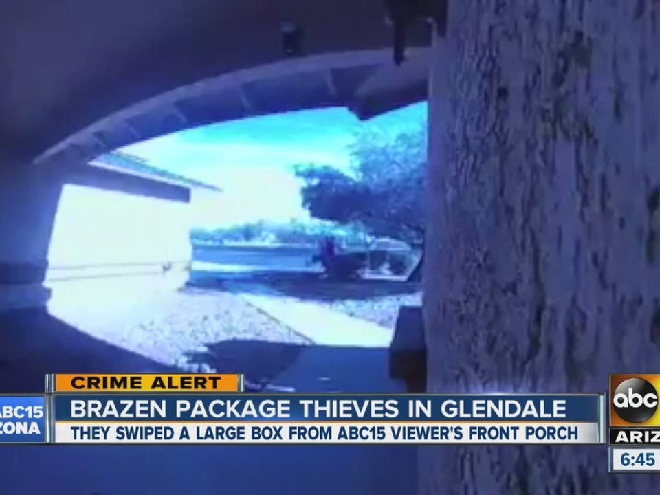 Brazen package thieves in Glendale