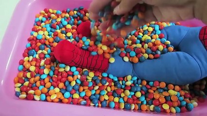 PREGNANT FROZEN ELSA BECOMES MERMAID PRANK- Spiderman ! Superhero Fun in Real Life