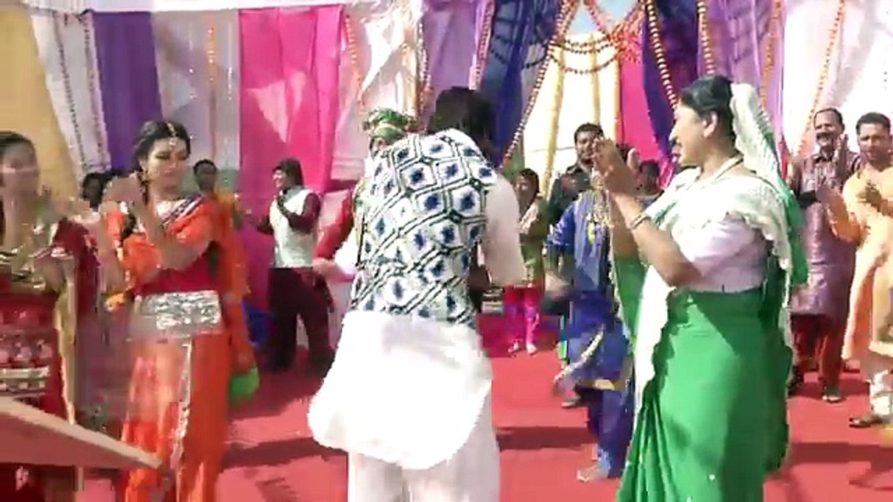 Swara, Simar And Prem's Dance Performance On Baishakhi - Sasural Simar Ka - Colors TV