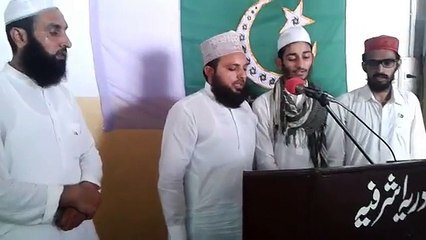 National song of Pakistan is Read by students of Jamia Ashrafia Gujrat