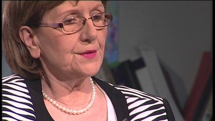 E ftuar në "Kronikë e Pambaruar" Ana Lalaj -Ora News - Të parët për lajmin e fundit