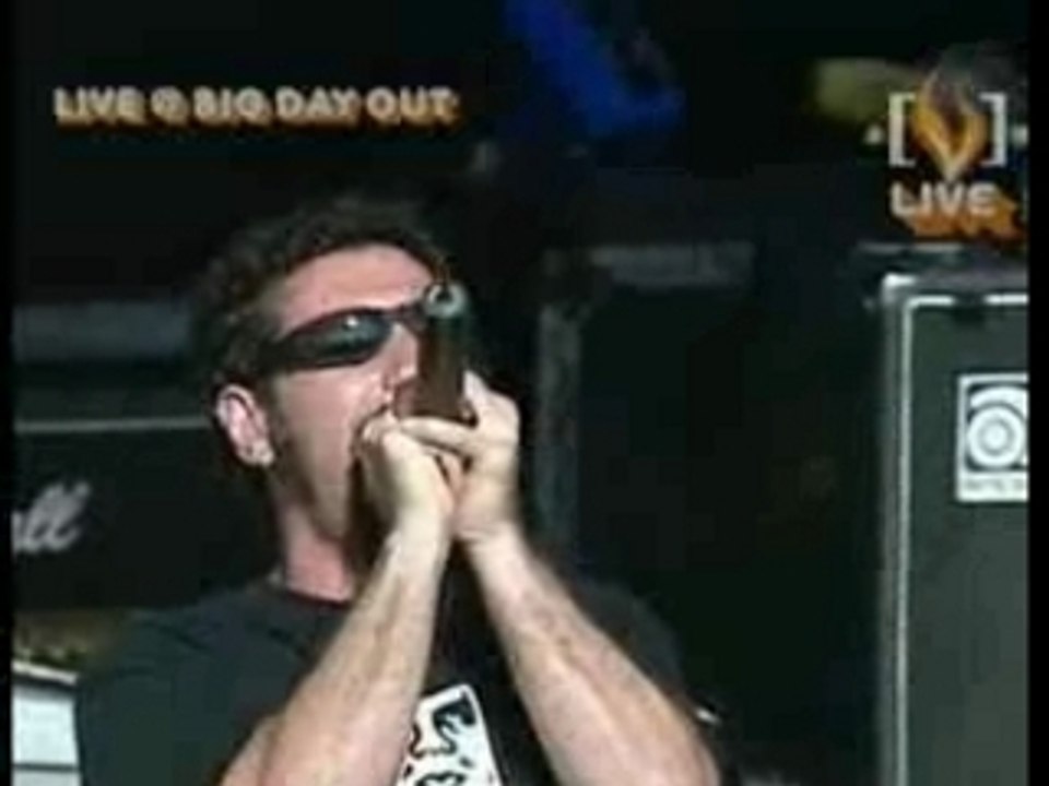 System Of A Down - Suggestions (Live)