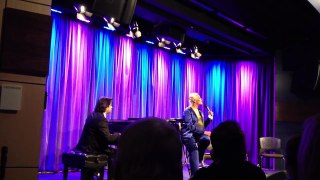 Dionne Warwick performs 2 songs with Rob Shrock at her induction into the Grammy Museum.