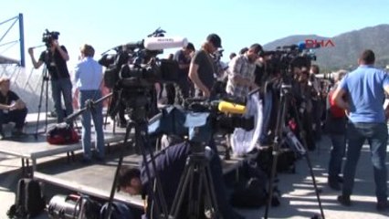 Midilli Papa, Patrik ve Çipras, Mülteciler İçin Midilli'de Buluştu