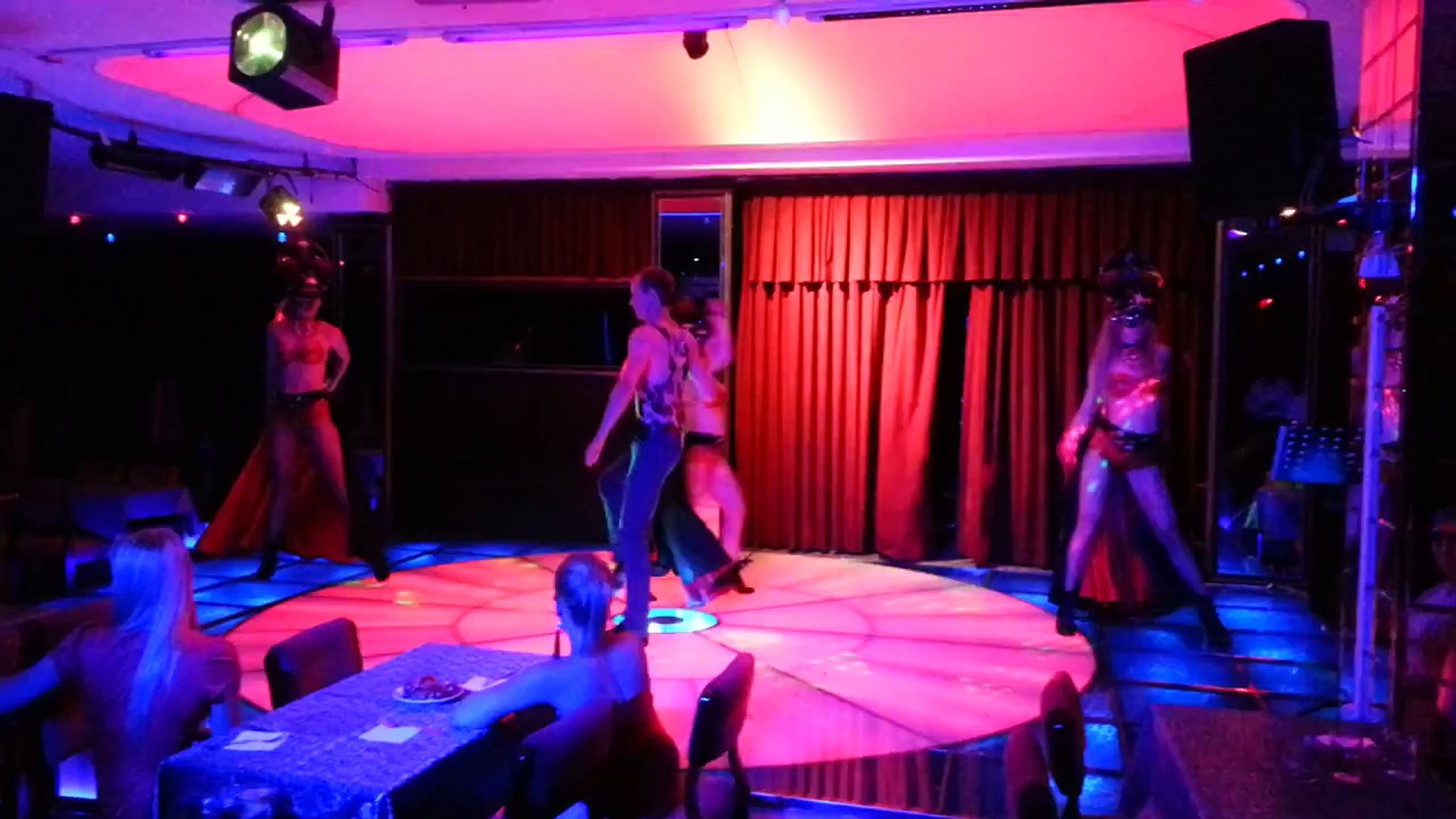 ночной клуб в Анкаре ''Алтынкапы''