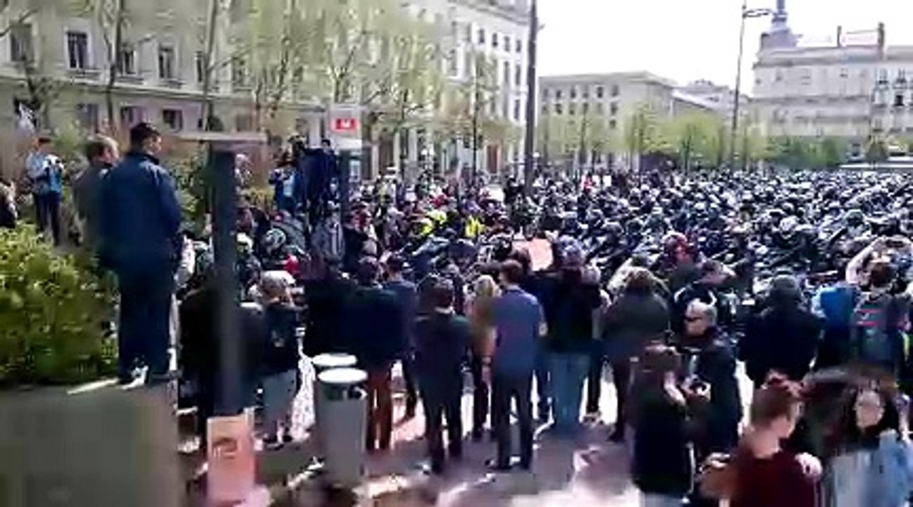 Manifestation des motards à Lyon