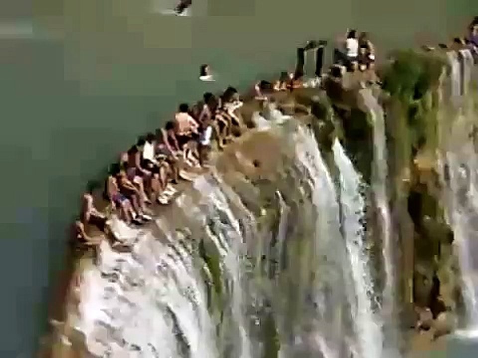 Adamlar Salto  İle Atlıyorlar Muhteşem