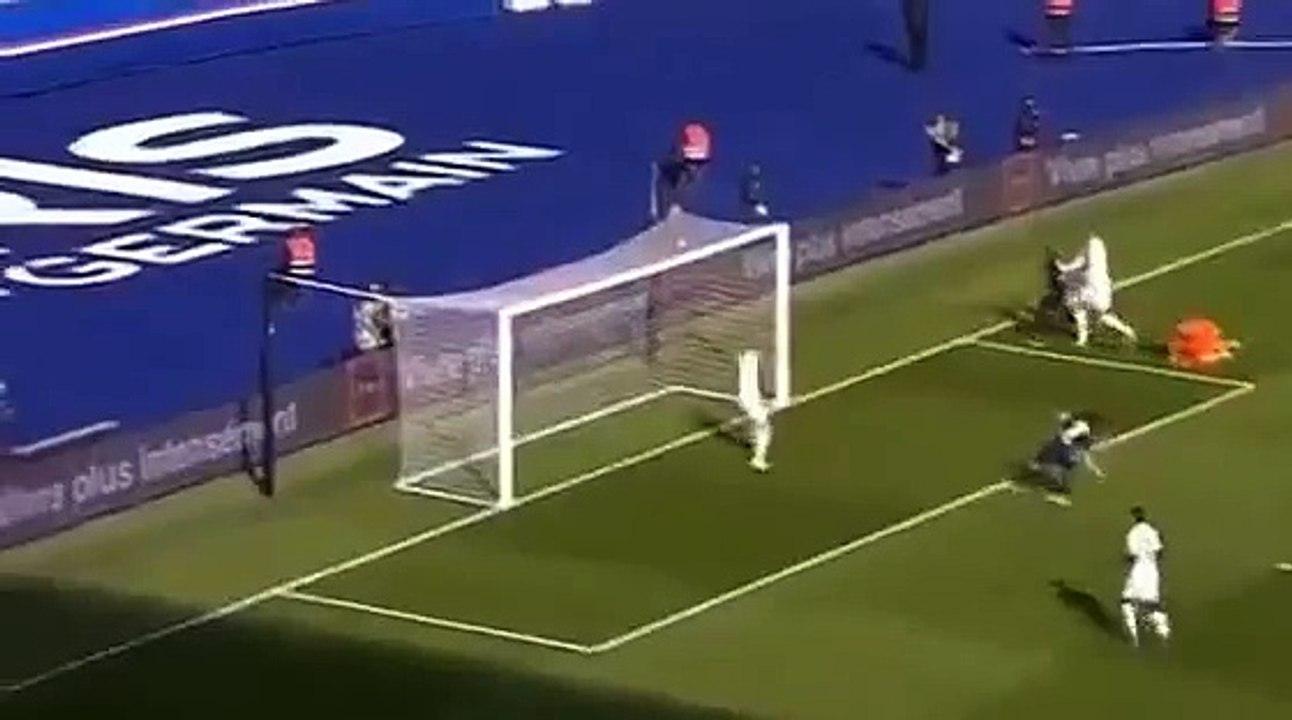Edinson Cavani Goal - PSG vs Caen 3-0 (2016)
