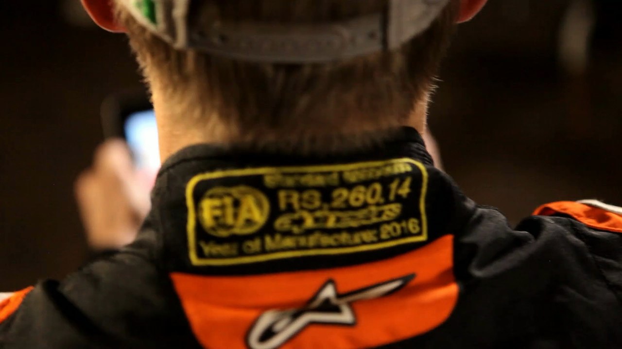 China : Track Preview with two Drivers