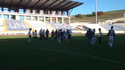 Karabük'te Amatör Maçta Kavga