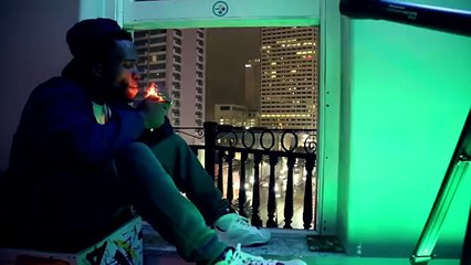Curren$y – Smoking In The Rain (Video)