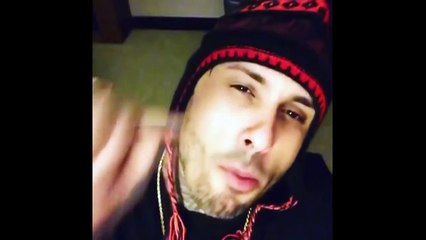 Pelea De Nicky Jam y J Balvin Completa jugando