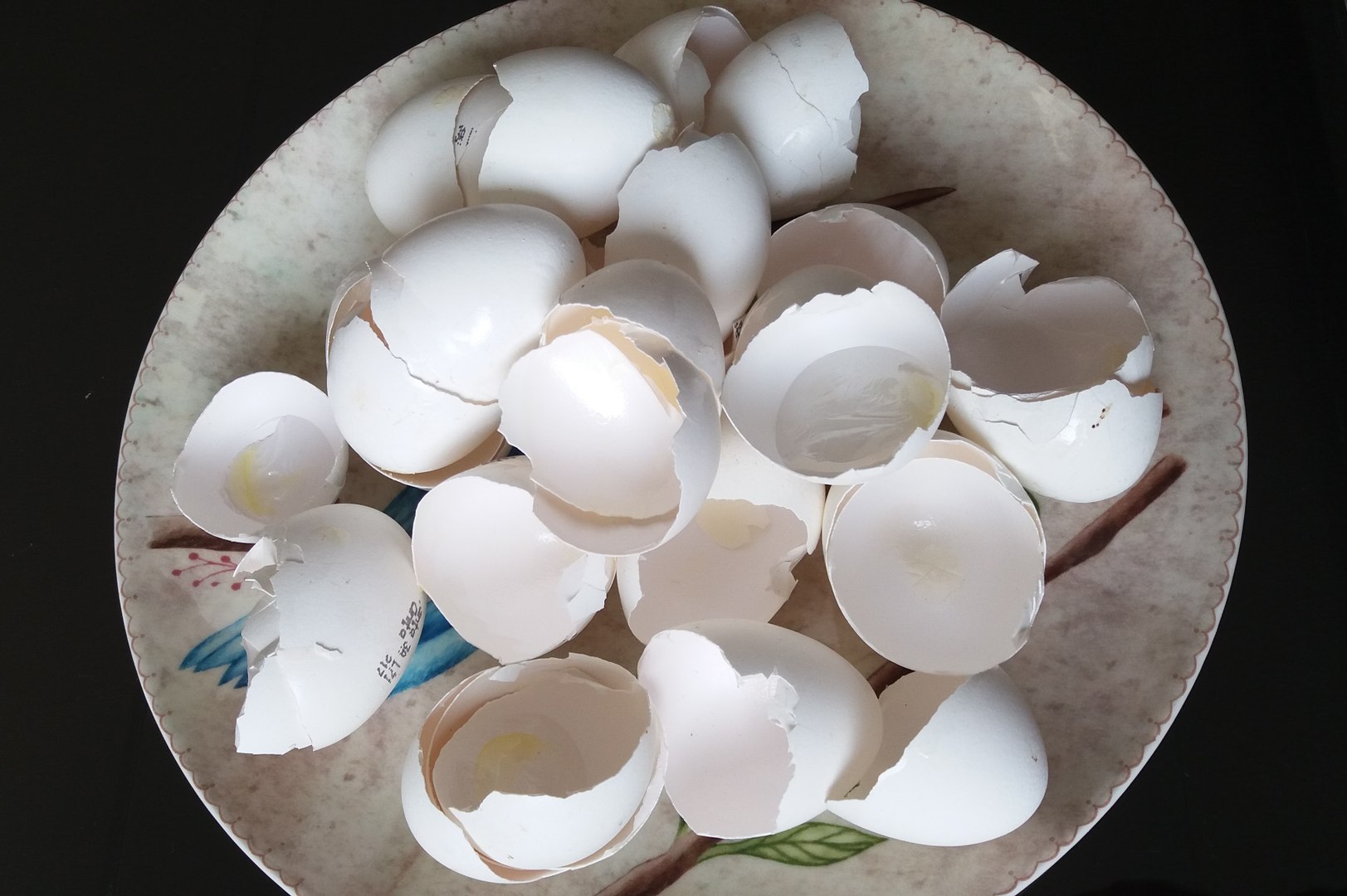 Sin desesperarte en el intento: el truco infalible para eliminar manchas de  café en tu ropa | Minuto Neuquen, image size:1623x1080