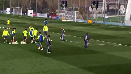 Rocket from Gareth Bale in Real Madrid training session 15.04.2016