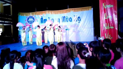 Múa hành trình trên đất phù sa lớp 9/1 2015