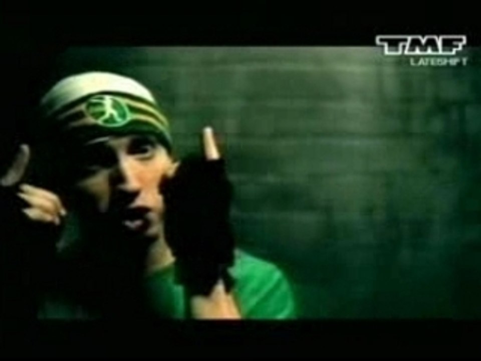 Eminem - Sing For The Moment