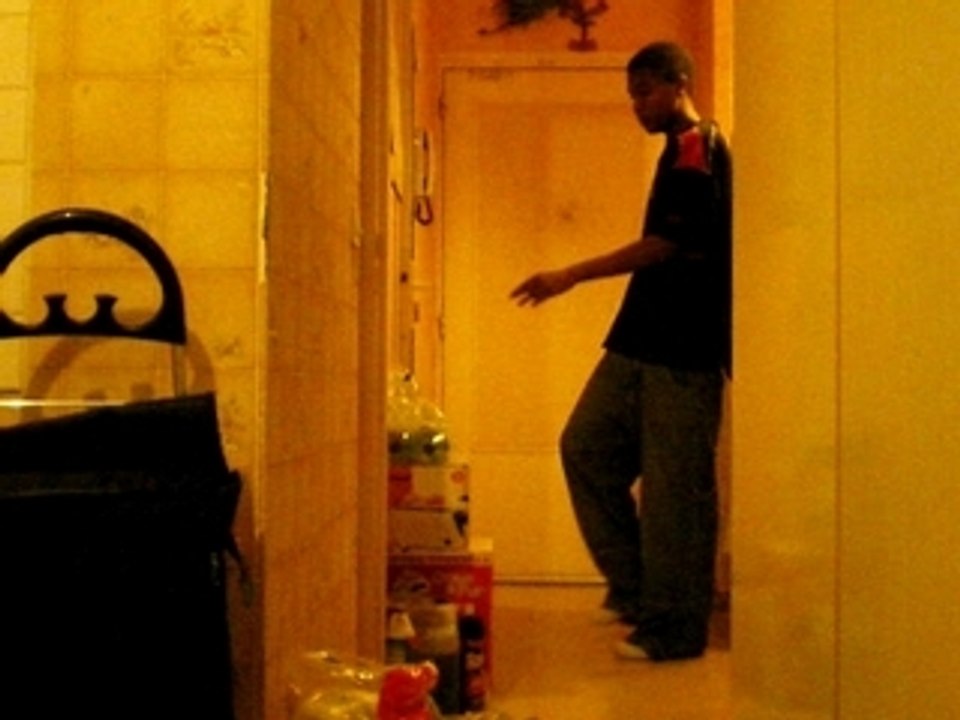 Broowner danse 2 hip hop moonwalk poppin break dance black