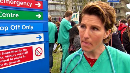 Cast Of Green Wing Reunites In Support Of Junior Doctors Strike