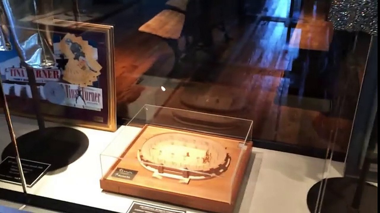 Tina Turner Museum - 2014
