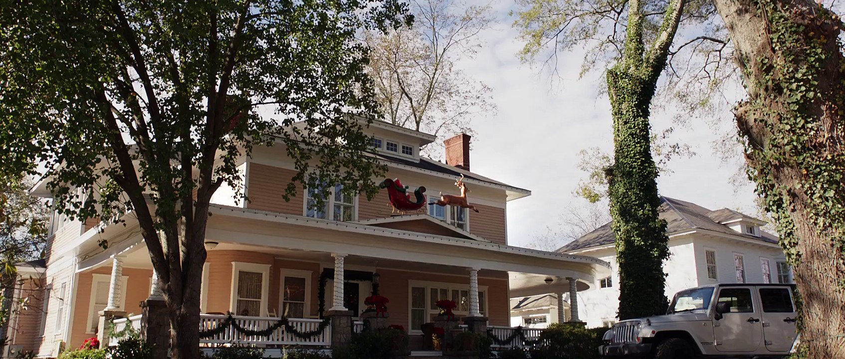 Almost Christmas Official Trailer #1 (2016) -  Gabrielle Union, Mo'Nique Comedy HD