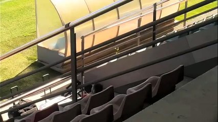 Dani Alves vuelve a dar la nota_ sale a entrenar al grito de ¡Puta!