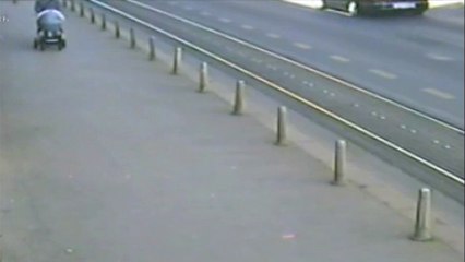 Otac herojski spasio tromjesečnu bebu od jurečeg automobila