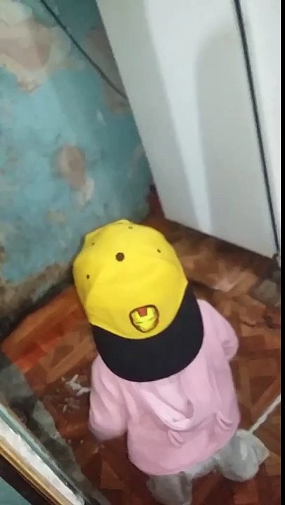 Mirella dancando funk