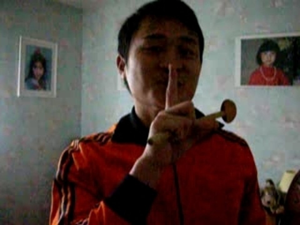 debout là-dedans lakxana