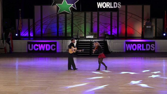 12 frères et sœurs commencent à danser