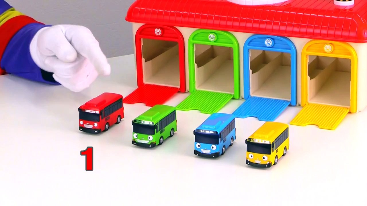 Çocuklar için eğlenceli film - Palyaço Dima bize İngilizce renkleri öğretiyor