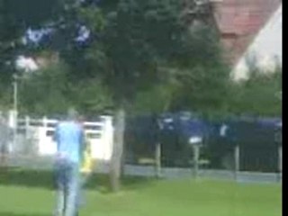 WWF grosse baston entre deux cons